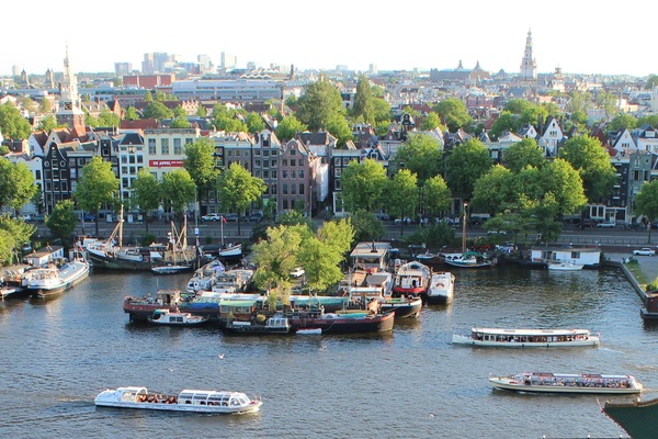 Thumb_amsterdam_cityscape