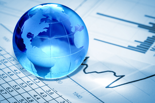 Thumb_globe_economy